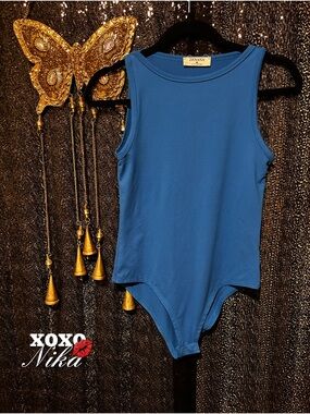 Zenana Outfitters Blue Sleeveless One-Piece Bodysuit - M